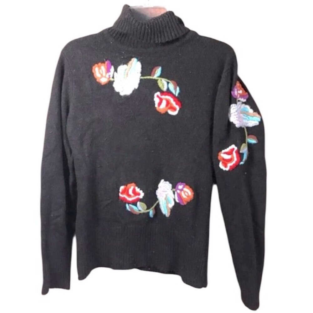 Mercer & Madison Boho Embroidered Flowers Turtleneck Sweater Floral Knit Cozy L